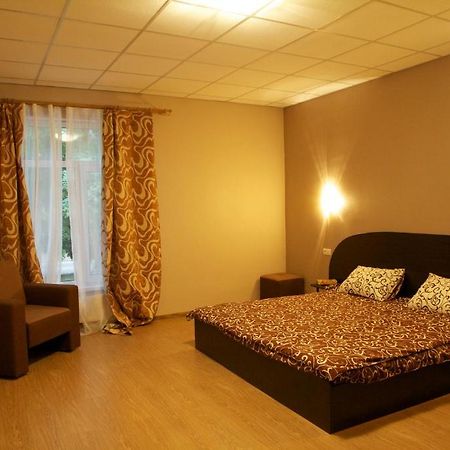 West Hotel Харков Стая снимка